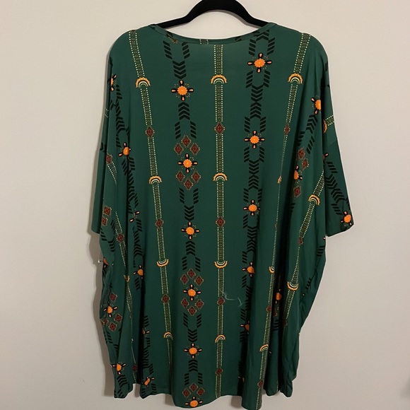 Lularoe Irma Green Aztec Tunic - Picture 2 of 3